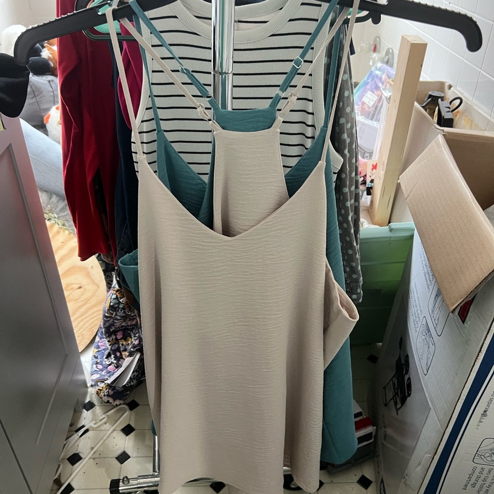 Women's Beige Sleeveless Top